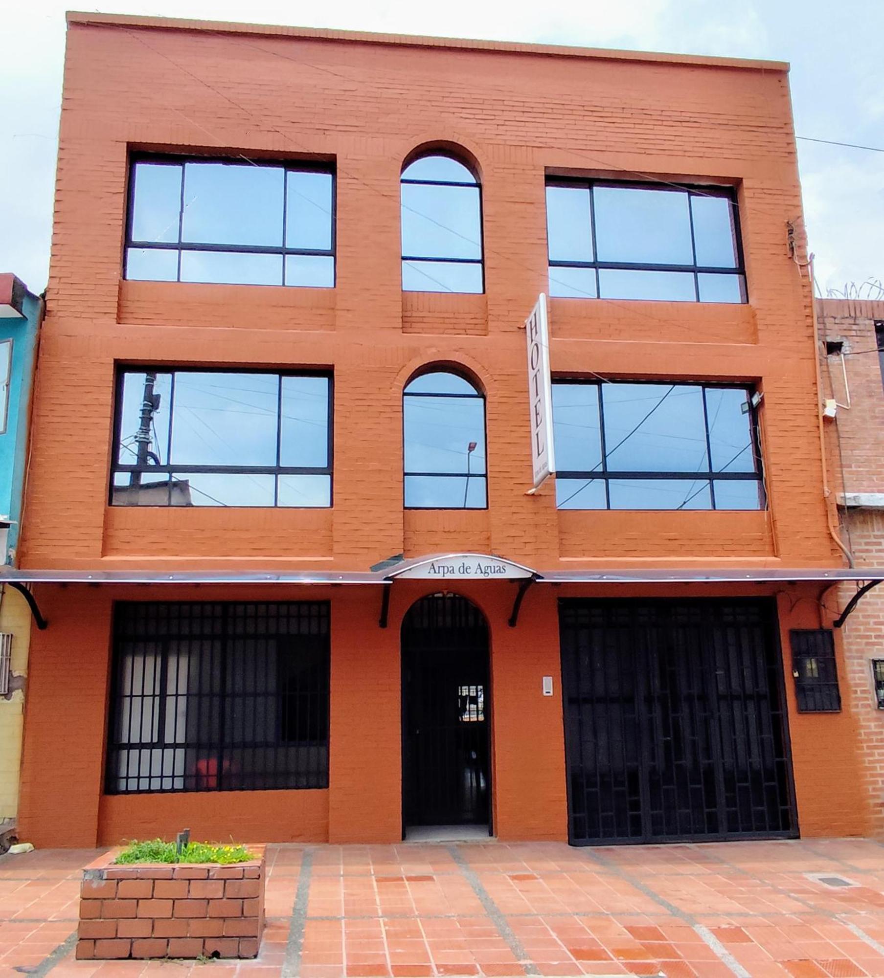Hotel Arpa De Aguas Villavicencio Buitenkant foto
